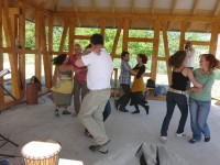 April 2009: Tanzworkshop mit TANZBEIN im neuen Verheinsheim des Bauernvolkes AM FUCHSBAU